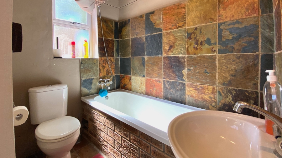 6 Bedroom Property for Sale in Elands Bay Western Cape